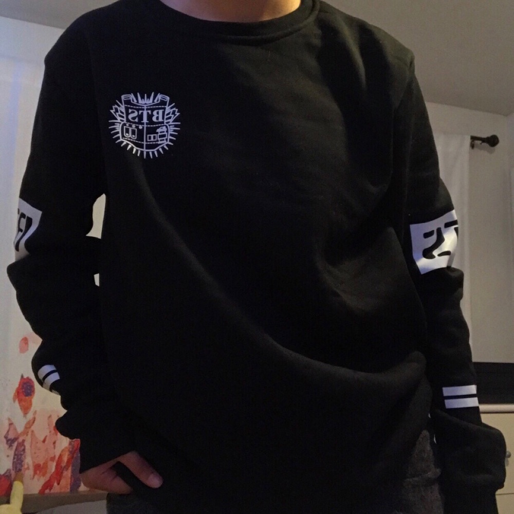 BTS SUGA 93 sweater